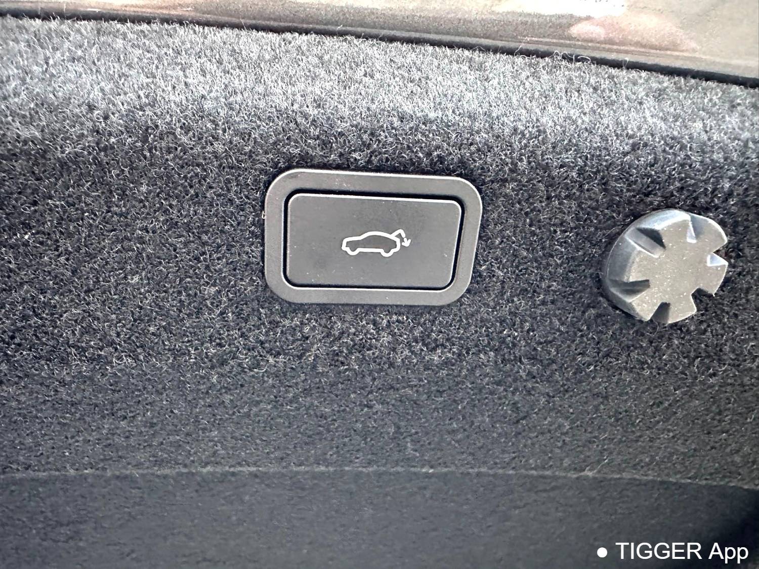 LYNK&CO 2024 LYNK&CO 07 EM-P 1.5T 126 Long Range Halo Automatic Transmission