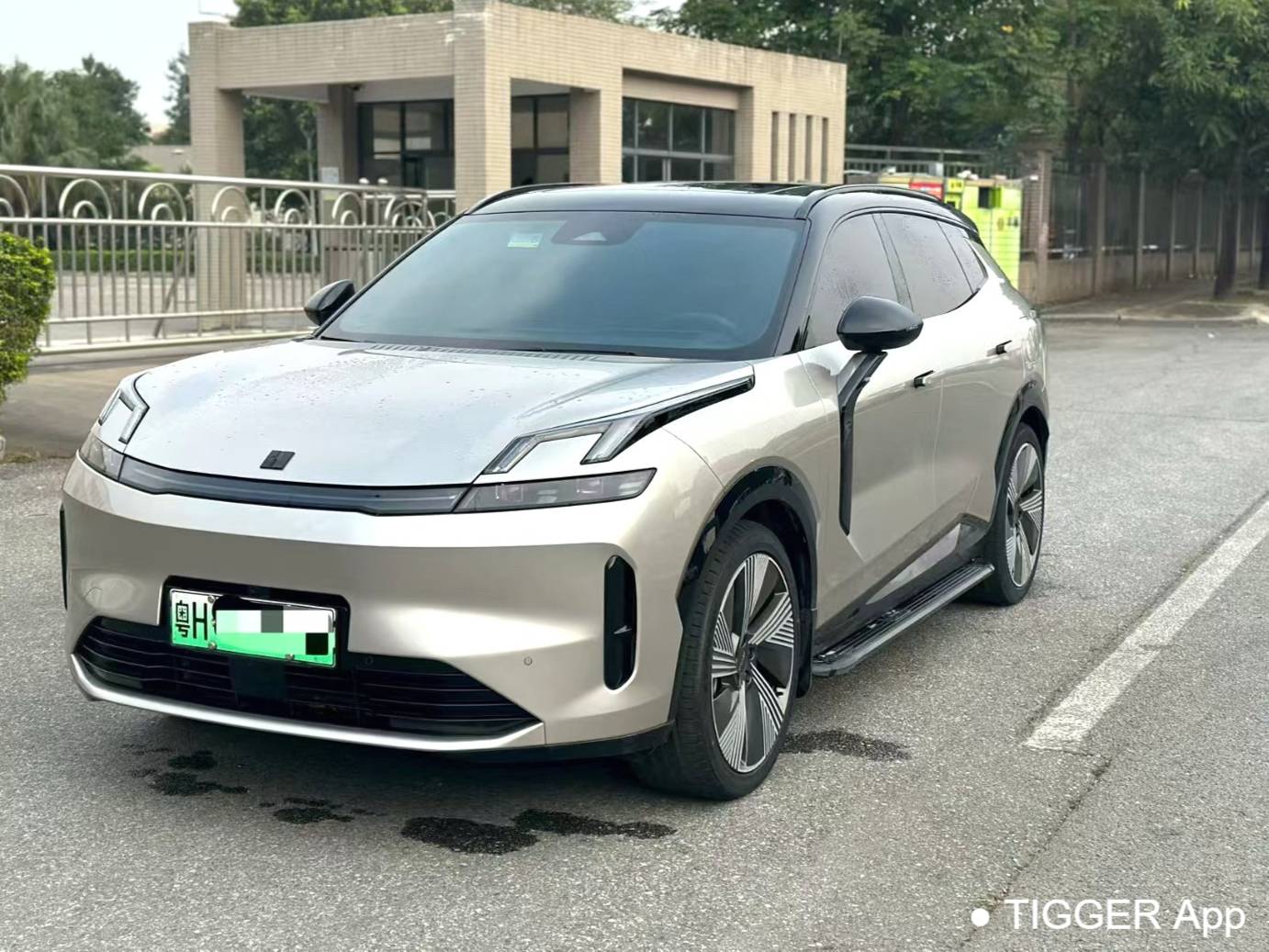 LYNK&CO 2023 LYNK&CO 08 EM-P 1.5T 220km four-wheel drive performance Halo automatic transmission