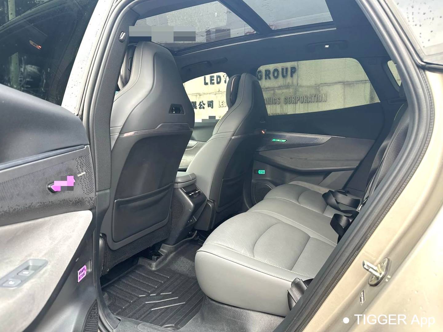 LYNK&CO 2023 LYNK&CO 08 EM-P 1.5T 220km four-wheel drive performance Halo automatic transmission