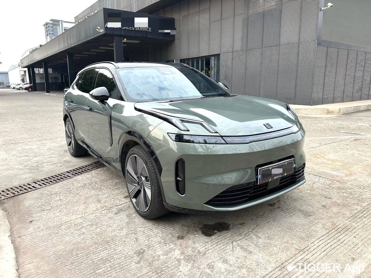 LYNK&CO 2023 LYNK&CO 08 EM-P 1.5T 220km four-wheel drive performance Halo automatic transmission