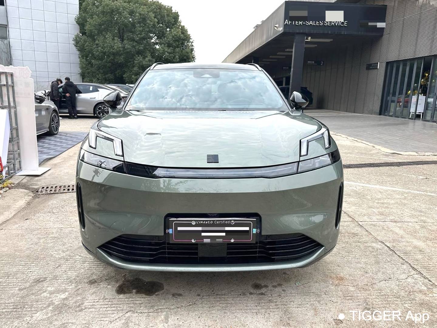 LYNK&CO 2023 LYNK&CO 08 EM-P 1.5T 220km four-wheel drive performance Halo automatic transmission