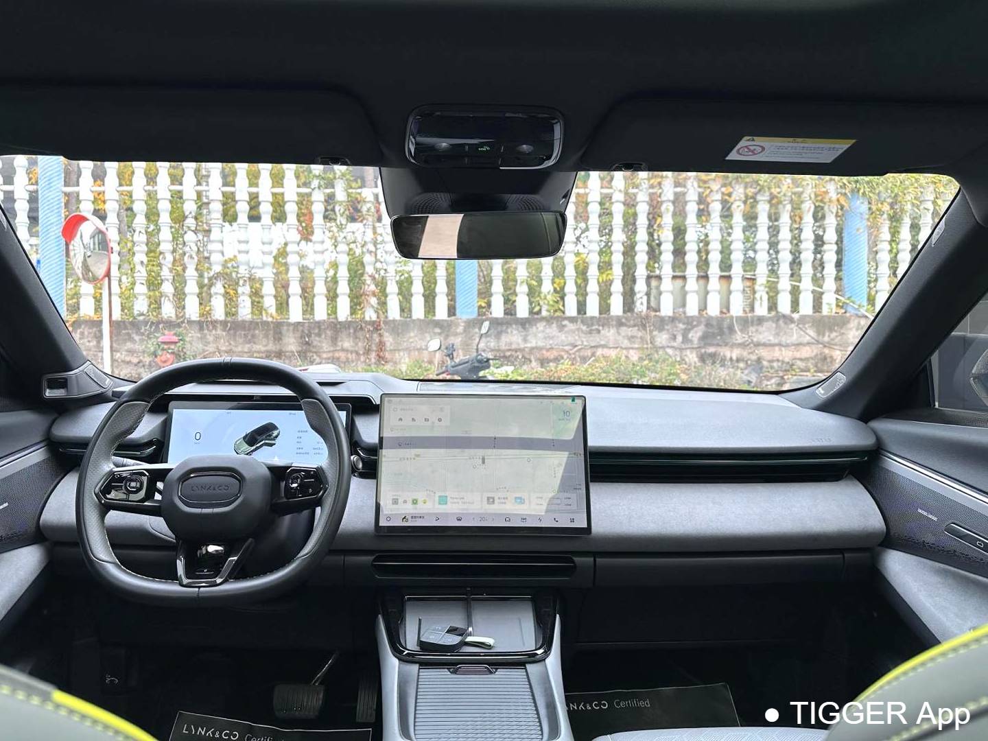 LYNK&CO 2023 LYNK&CO 08 EM-P 1.5T 220km four-wheel drive performance Halo automatic transmission