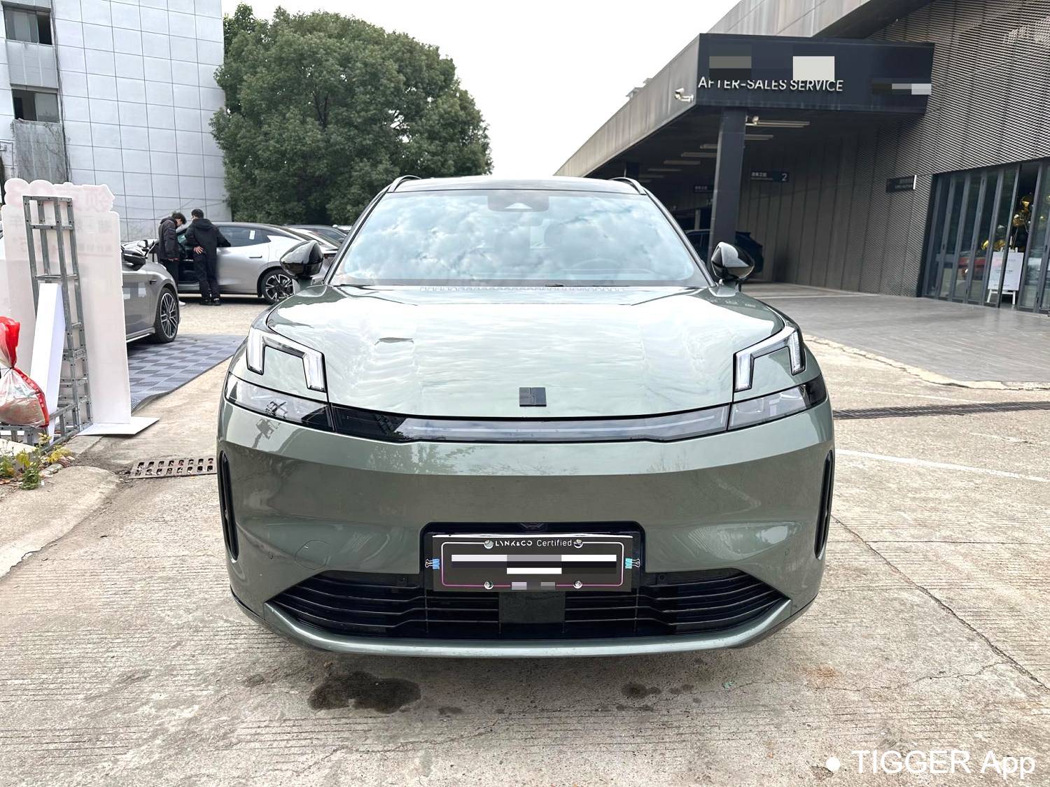 LYNK&CO 2023 LYNK&CO 08 EM-P 1.5T 220km four-wheel drive performance Halo automatic transmission