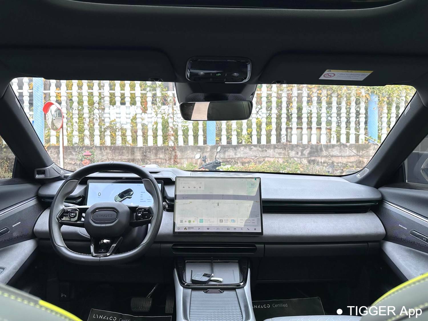 LYNK&CO 2023 LYNK&CO 08 EM-P 1.5T 220km four-wheel drive performance Halo automatic transmission