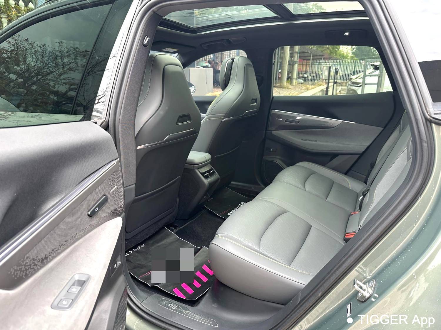 LYNK&CO 2023 LYNK&CO 08 EM-P 1.5T 220km four-wheel drive performance Halo automatic transmission