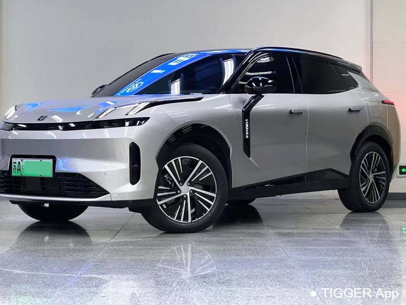 LYNK&CO  2023 LYNK&CO  08 EM-P 1.5T 120km Long Range Halo Automatic Transmission