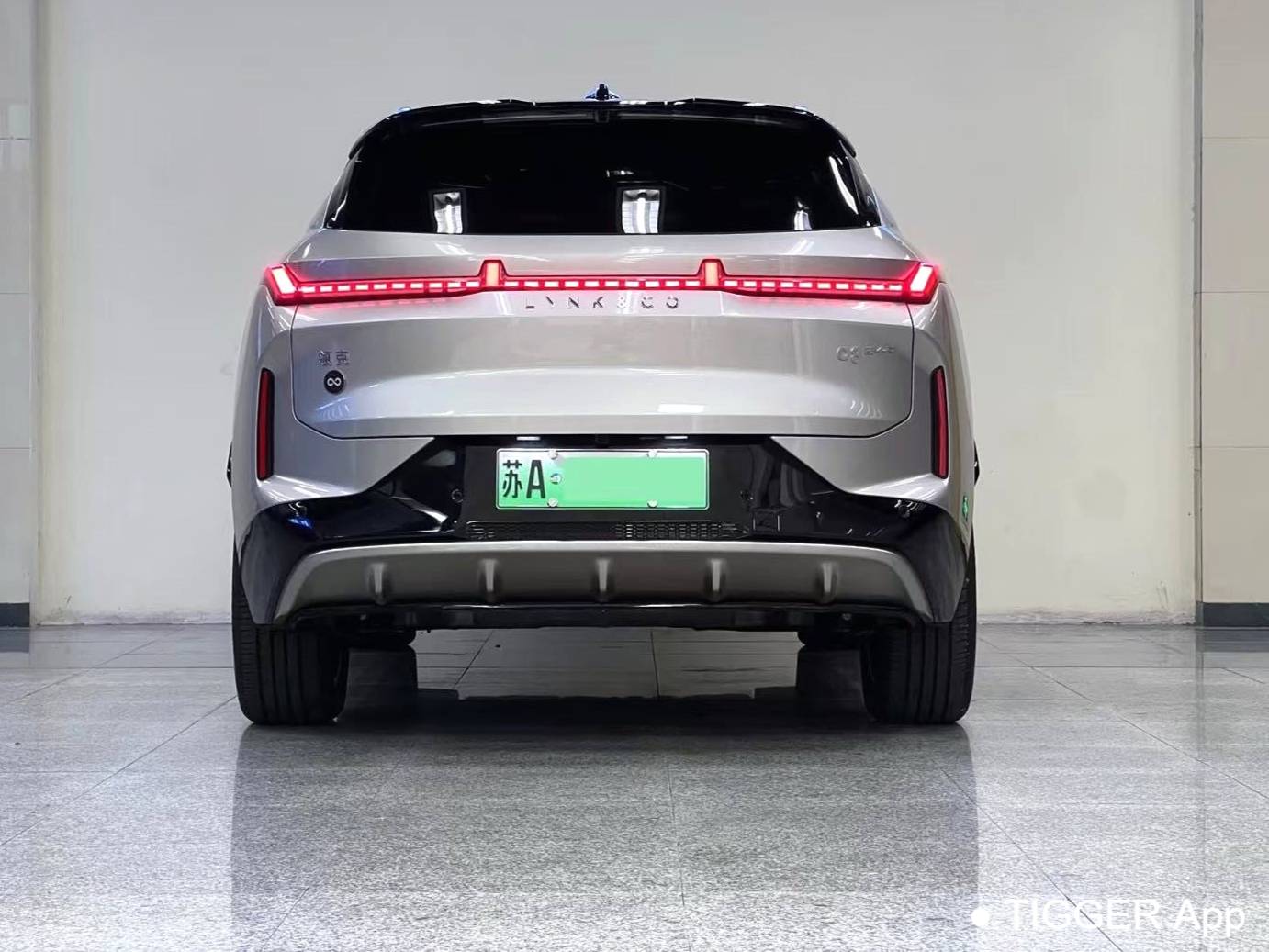 LYNK&CO  2023 LYNK&CO  08 EM-P 1.5T 120km Long Range Halo Automatic Transmission