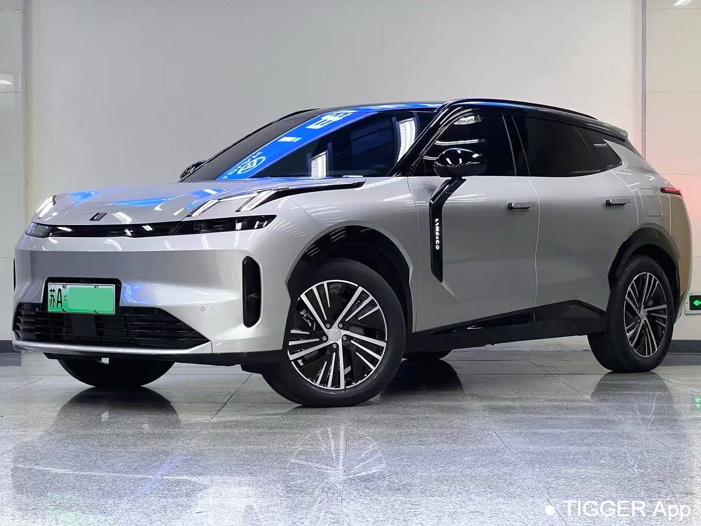 LYNK&CO  2023 LYNK&CO  08 EM-P 1.5T 120km Long Range Halo Automatic Transmission