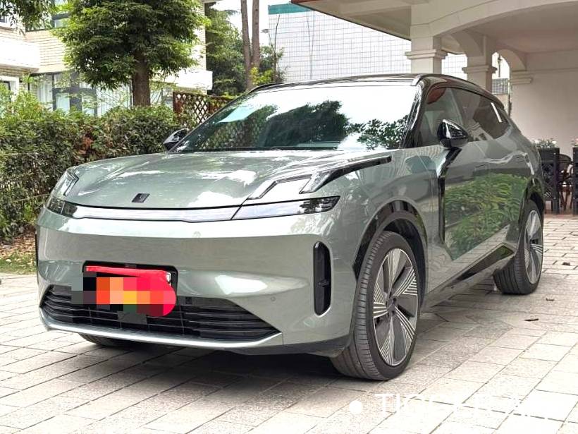 LYNK&CO 2023 LYNK&CO 08 EM-P 1.5T 220km four-wheel drive performance Halo automatic transmission