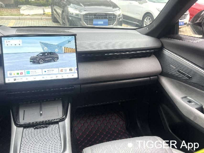 LYNK&CO 2023 LYNK&CO 08 EM-P 1.5T 220km four-wheel drive performance Halo automatic transmission