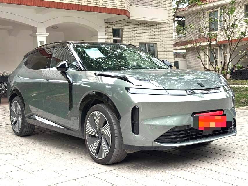 LYNK&CO 2023 LYNK&CO 08 EM-P 1.5T 220km four-wheel drive performance Halo automatic transmission