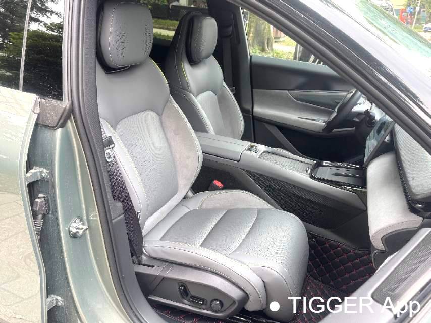 LYNK&CO 2023 LYNK&CO 08 EM-P 1.5T 220km four-wheel drive performance Halo automatic transmission