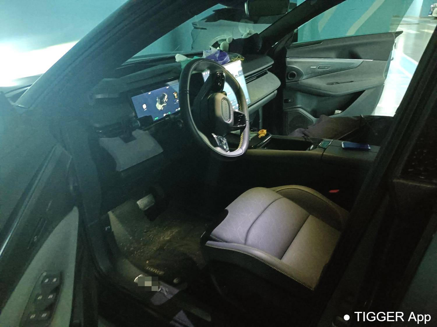 LYNK&CO 2023 LYNK&CO 08 EM-P 1.5T 245km Ultra Long Range Halo Automatic Transmission