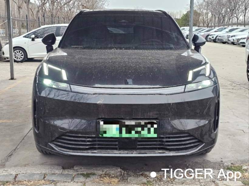 LYNK&CO 2023 LYNK&CO 08 EM-P 1.5T 120km Long Range Halo Automatic Transmission