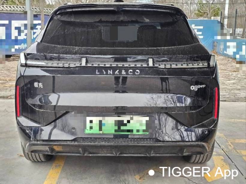 LYNK&CO 2023 LYNK&CO 08 EM-P 1.5T 120km Long Range Halo Automatic Transmission