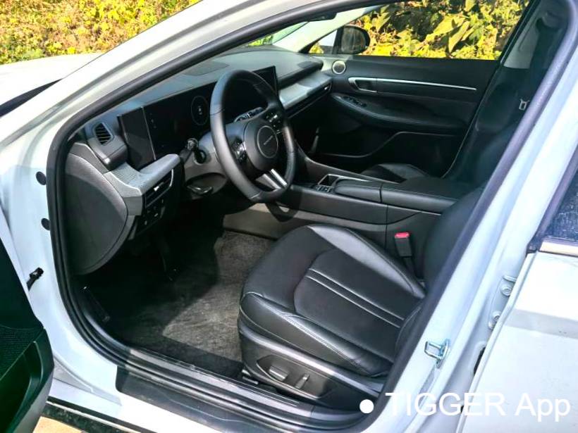 HYUNDAI Sonata 2024 11th Generation 1.5T Pro Automatic