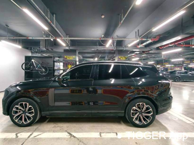 LYNK&CO  2023 LYNK&CO  09 EM-P 2.0TD Asian Games Executive Edition 5-seater automatic transmission