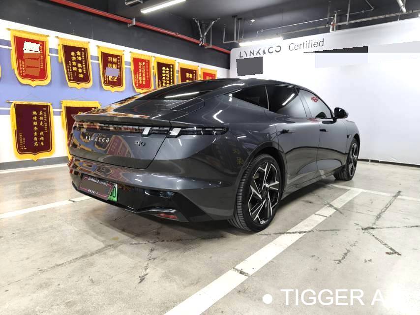 LYNK&CO 2025 Z10 95kWh 702km four-wheel drive intelligent driving Ultra automatic transmission