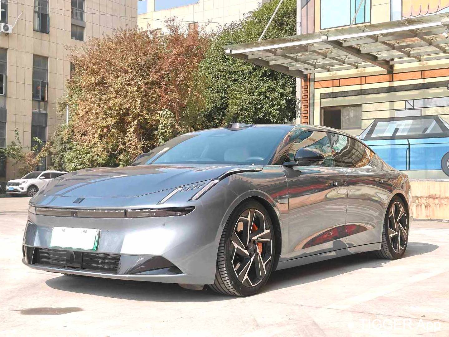 LYNK&CO 2024 Z10 702km four-wheel drive intelligent driving Ultra automatic transmission