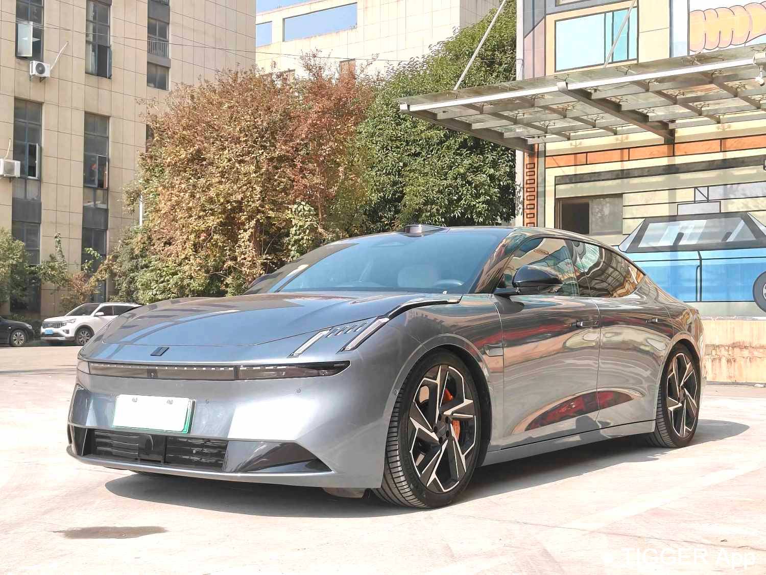 LYNK&CO 2024 Z10 702km four-wheel drive intelligent driving Ultra automatic transmission