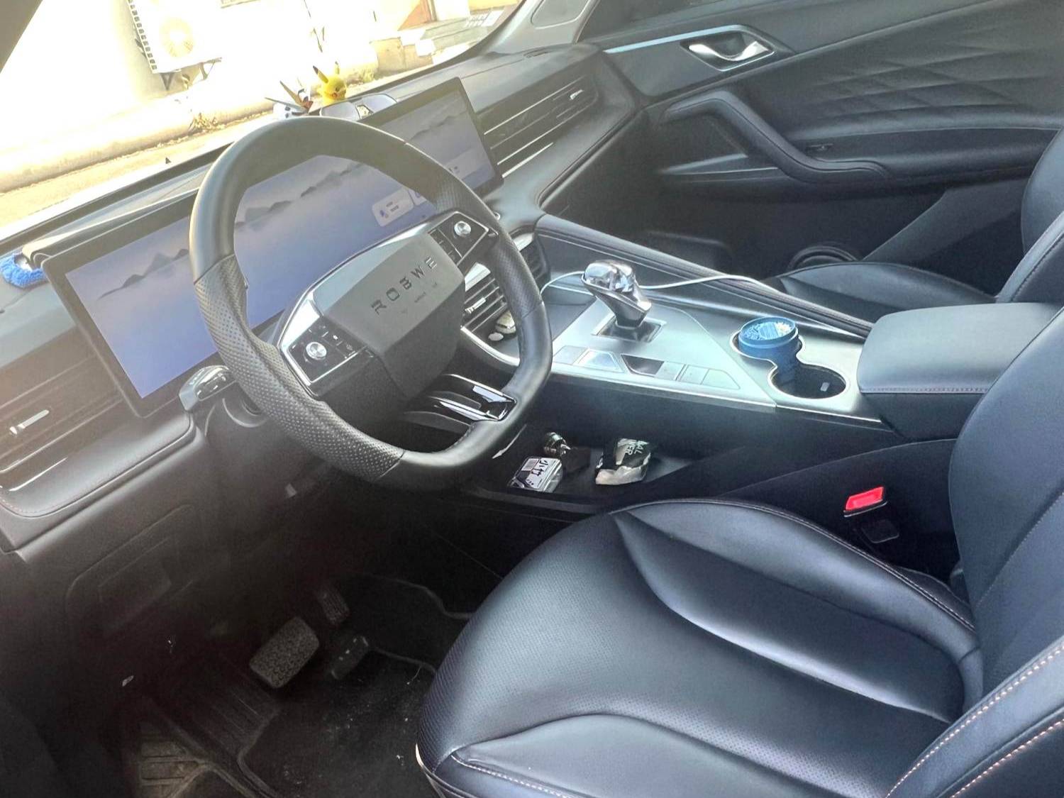 ROEWE 2023 RX5 1.5TGI 330TGI Super Sensing Flagship Edition Automatic Transmission