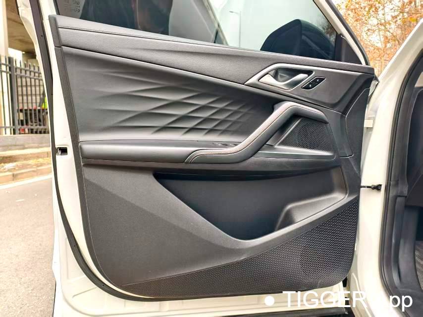 used ROEWE 2023 RX5 1.5TGI 330TGI Super Sensing Luxury Edition Automatic Transmission