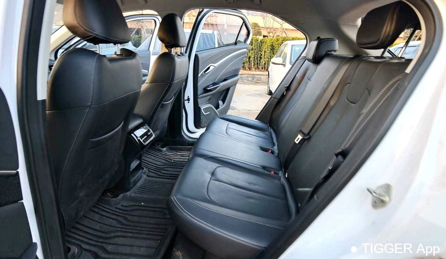 used NETA 2022 NETA U Pro 400 Smooth Ride Online Appointment Edition (facelift) Automatic Transmission