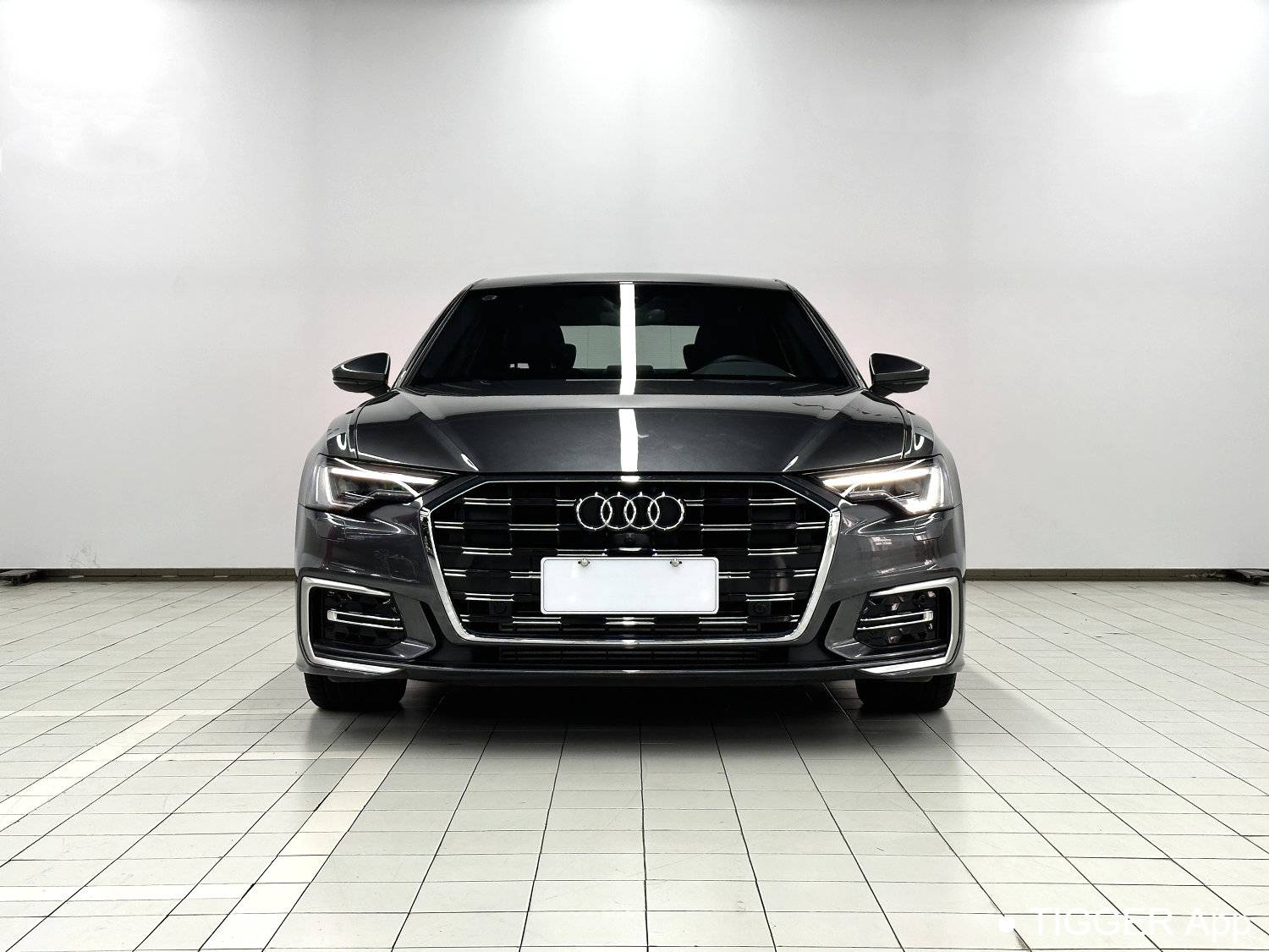 Audi 2024 A6L 2.0TFSI 45TFSI Select Dynamic Automatic Transmission