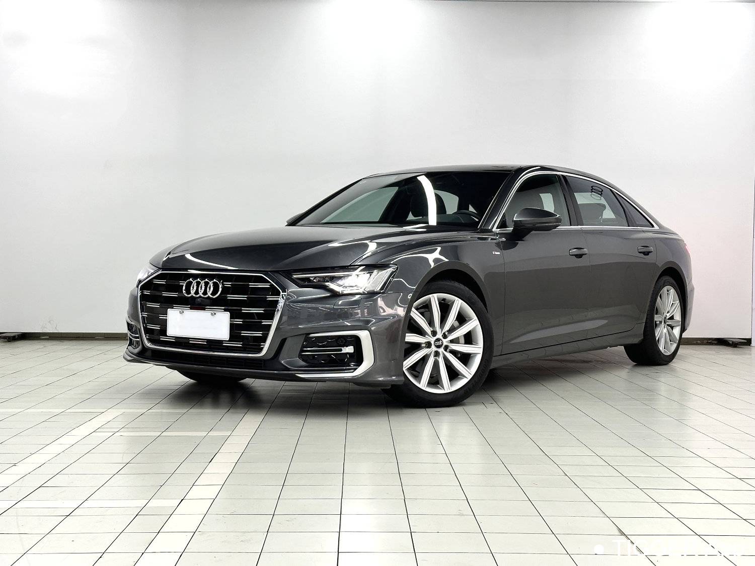 Audi 2024 A6L 2.0TFSI 45TFSI Select Dynamic Automatic Transmission