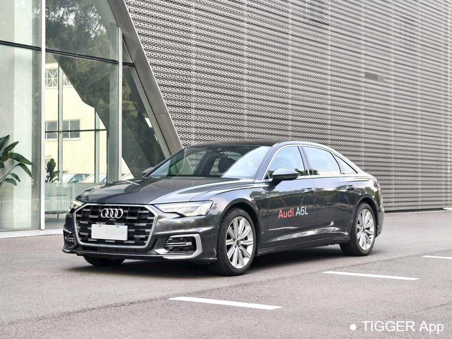 Audi 2024 A6L 2.0TFSI 45TFSI Select Dynamic Automatic Transmission