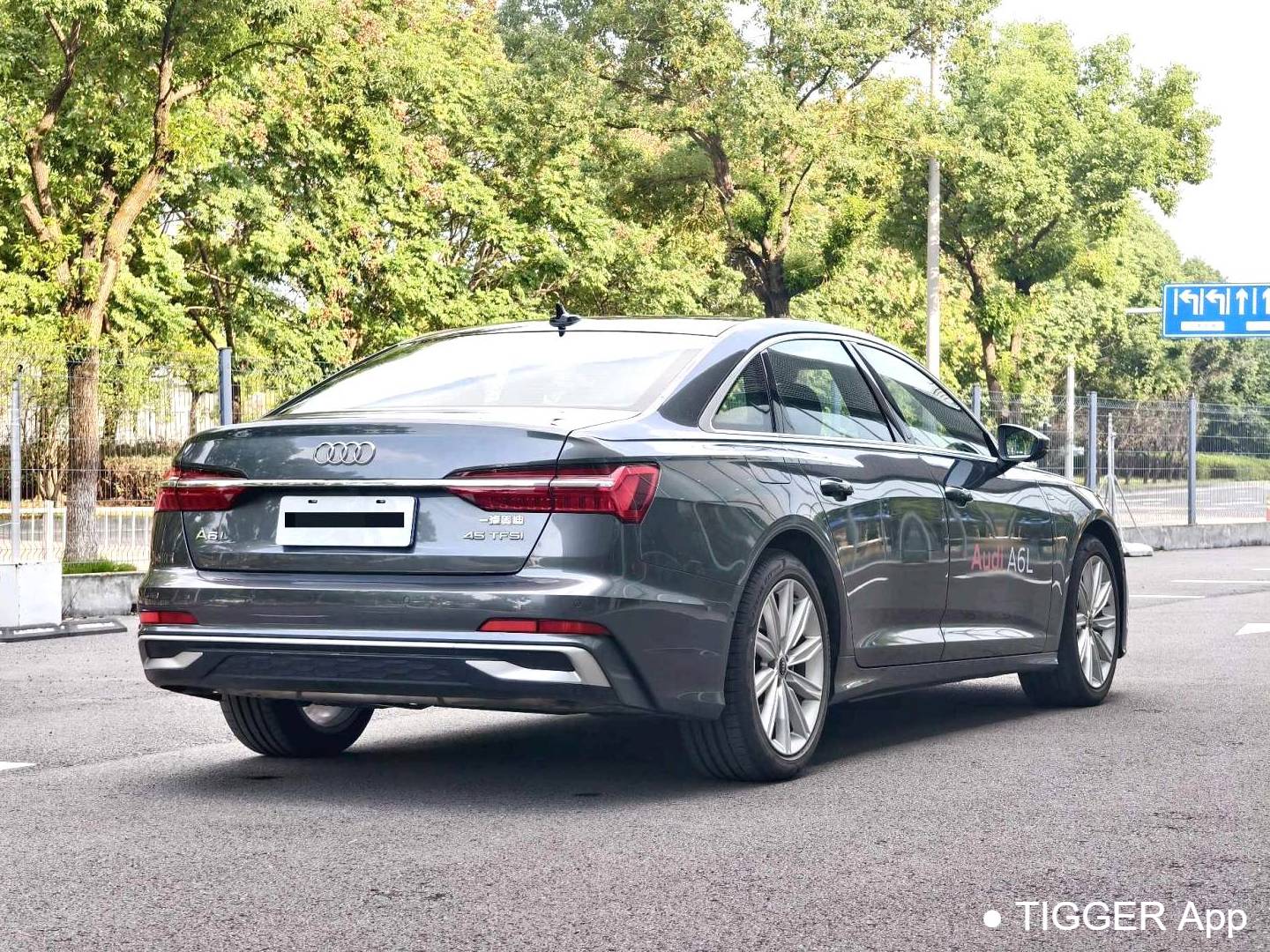 Audi 2024 A6L 2.0TFSI 45TFSI Select Dynamic Automatic Transmission