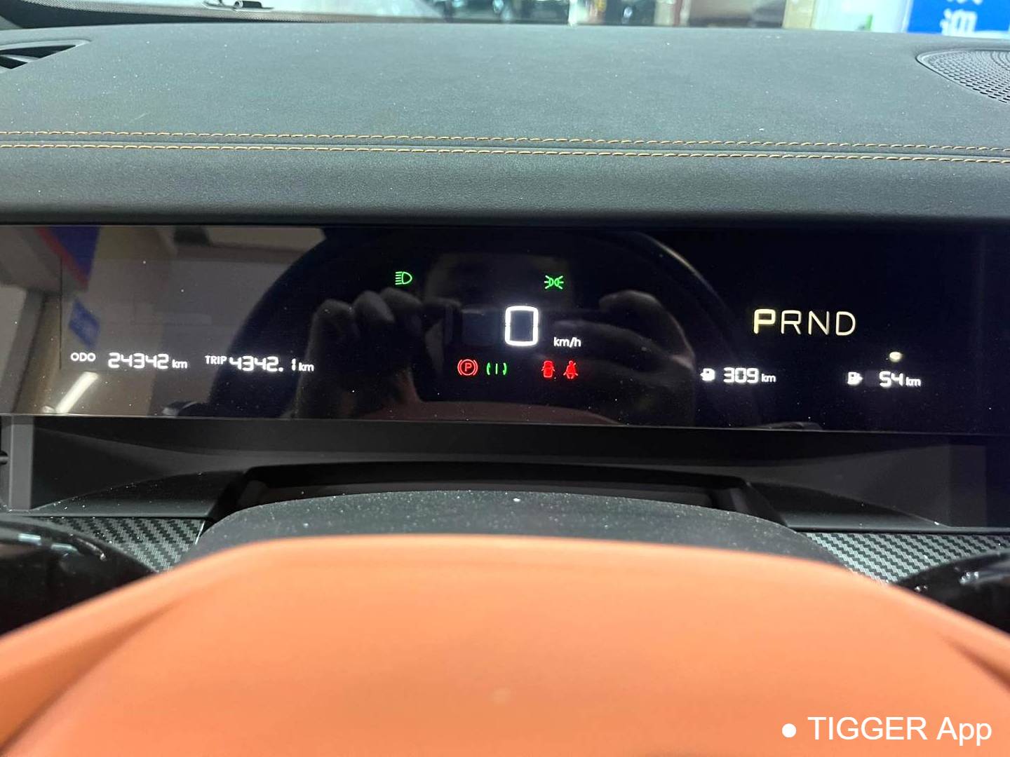 NETA  2024 NETA  L 310 Flash Charge Red Coat Edition Automatic Transmission