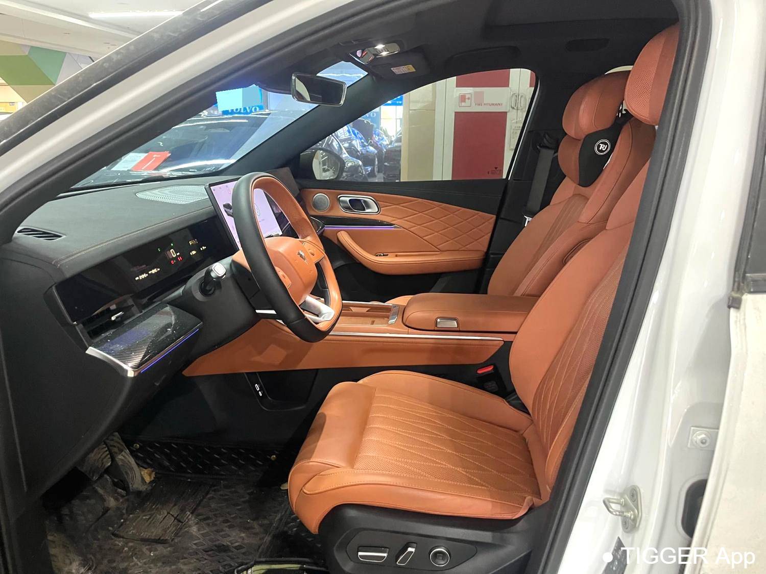 used NETA  2024 NETA  L 310 Flash Charge Red Coat Edition Automatic Transmission