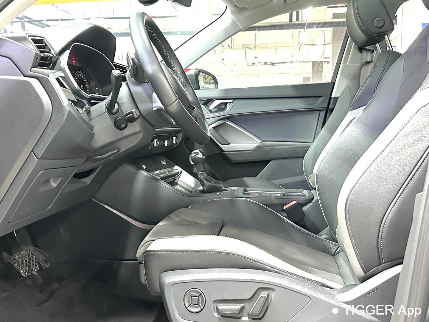 Audi 2023 Q3 1.4TFSI 35TFSI Sporty Style Automatic Transmission