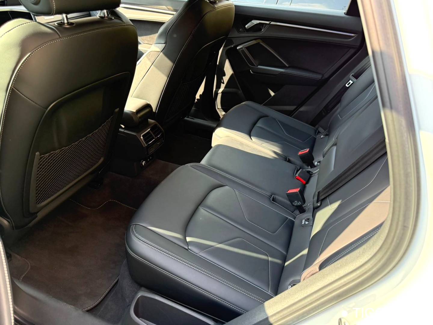 Audi 2024 Q3 1.5TFSI 35TFSI Sporty Style Automatic Transmission