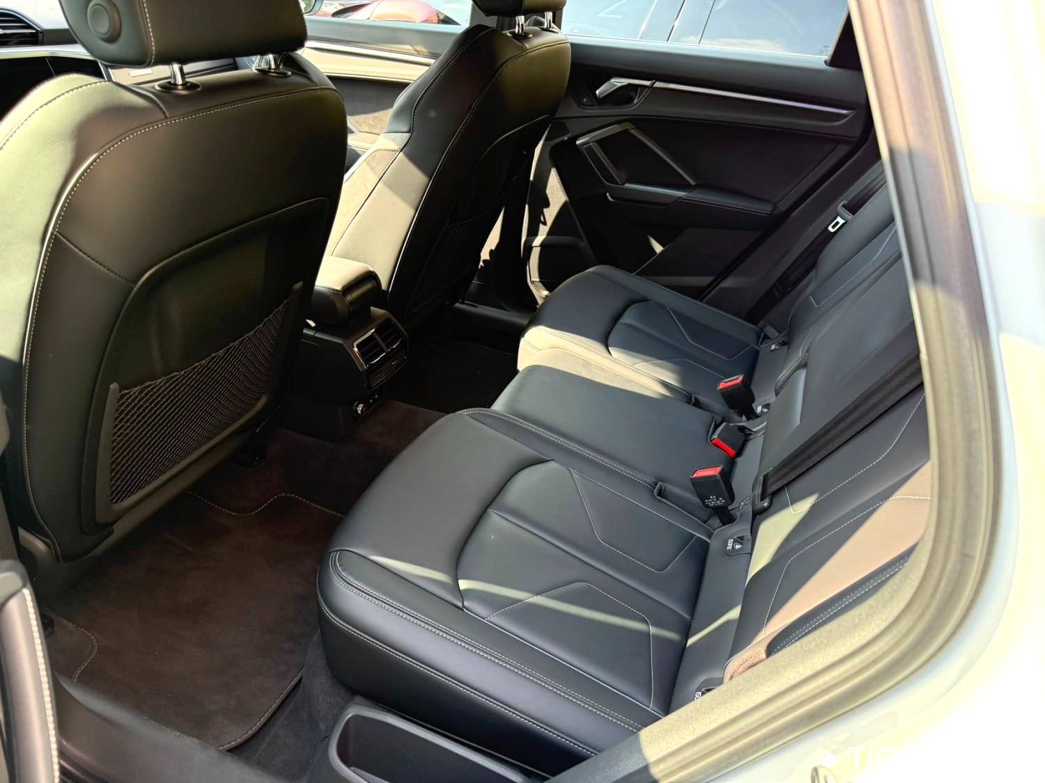 Audi 2024 Q3 1.5TFSI 35TFSI Sporty Style Automatic Transmission