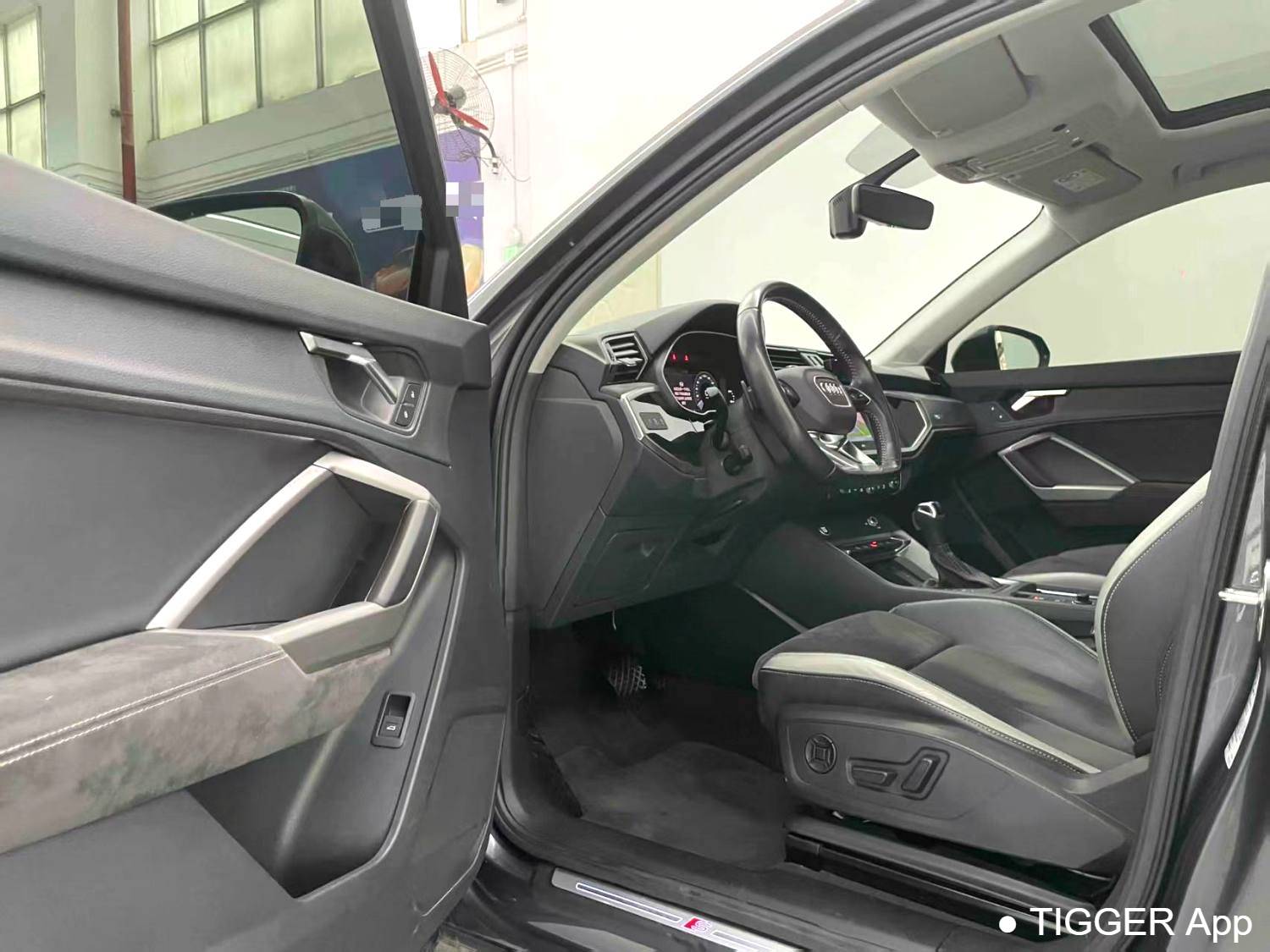 Audi 2021 Q3 1.4TFSI 35TFSI Sporty Style Automatic Transmission