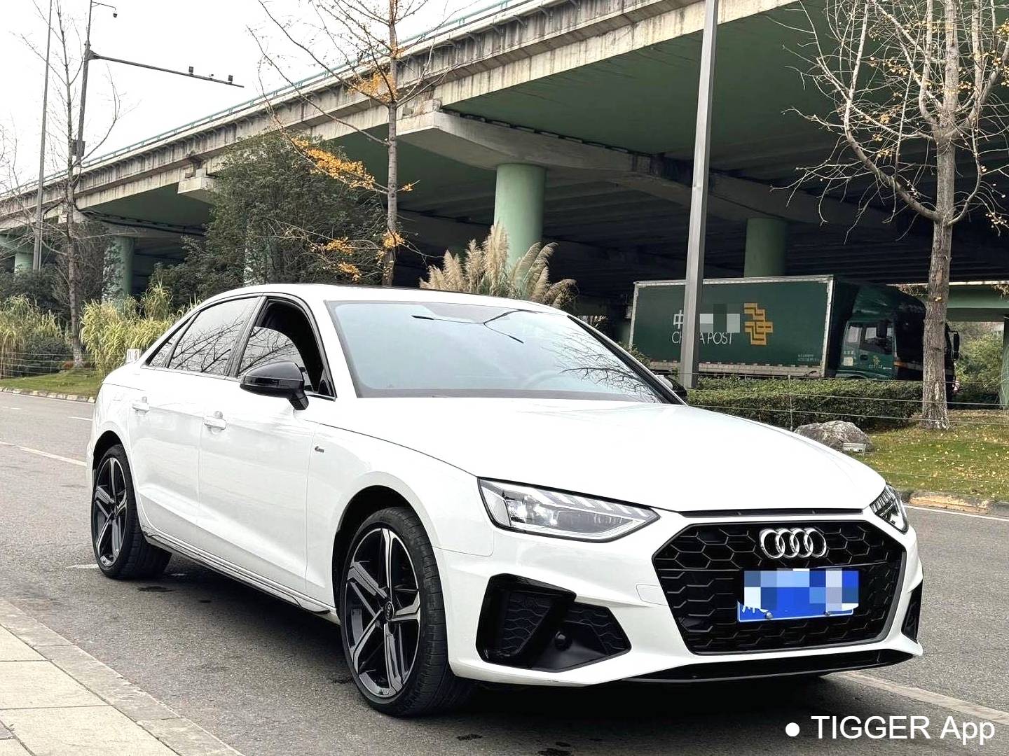 Audi 2024 A4L 2.0TFSI 40TFSI Luxury Dynamic Automatic Transmission