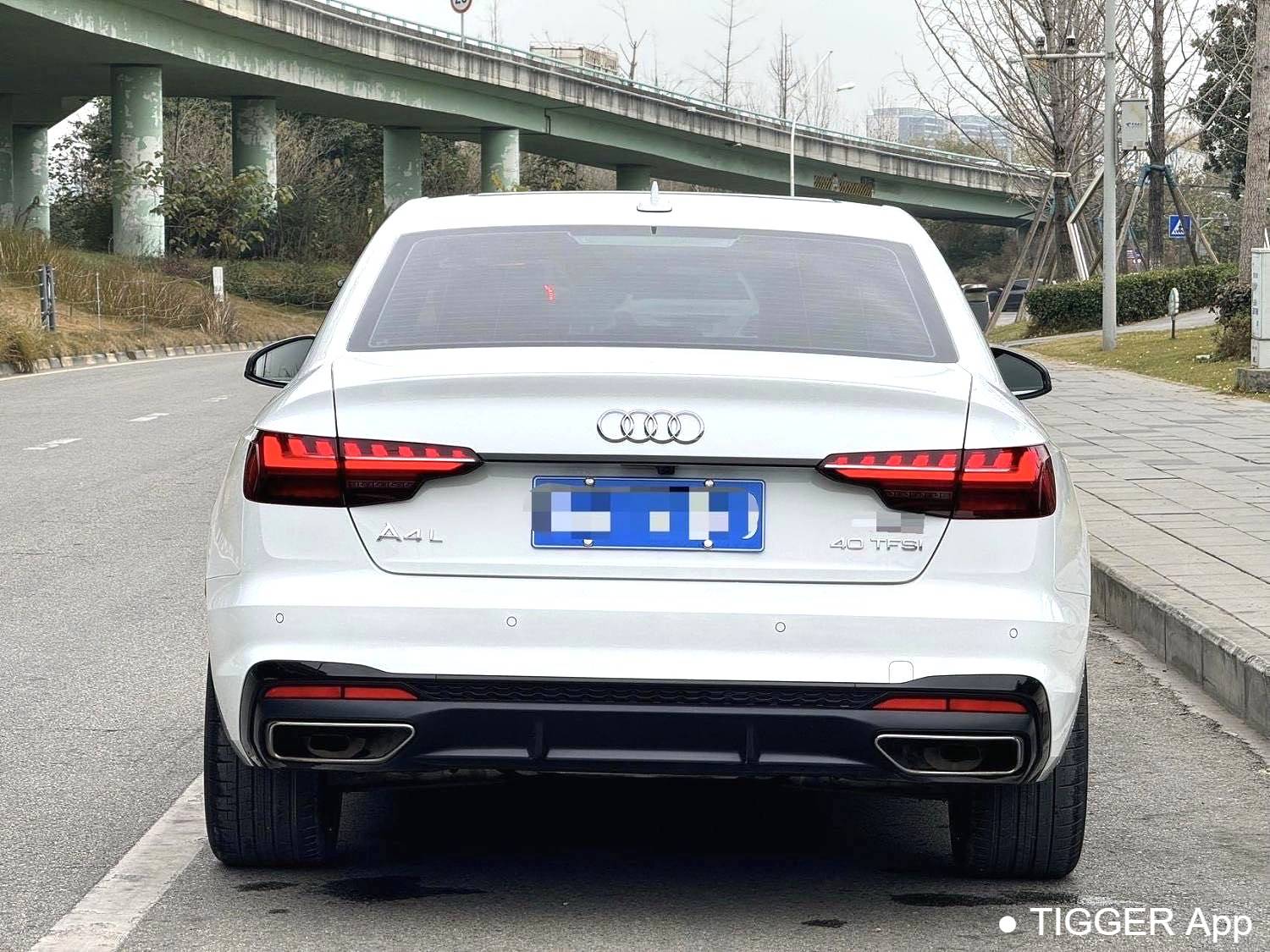 Audi 2024 A4L 2.0TFSI 40TFSI Luxury Dynamic Automatic Transmission