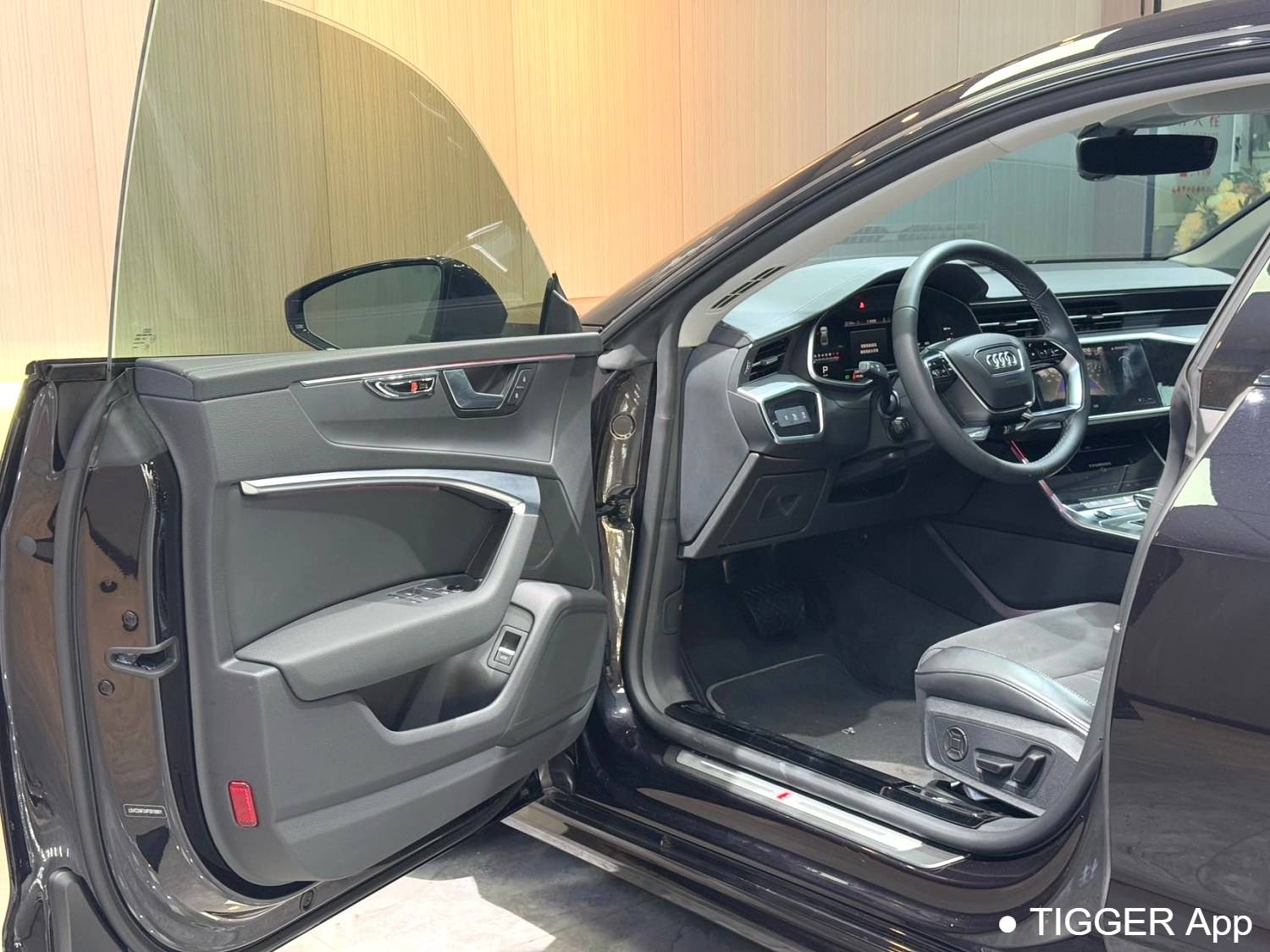 Audi 2024 A7L 2.0TFSI 45TFSI S-line Dreaming Flow Crystal Package Automatic Transmission