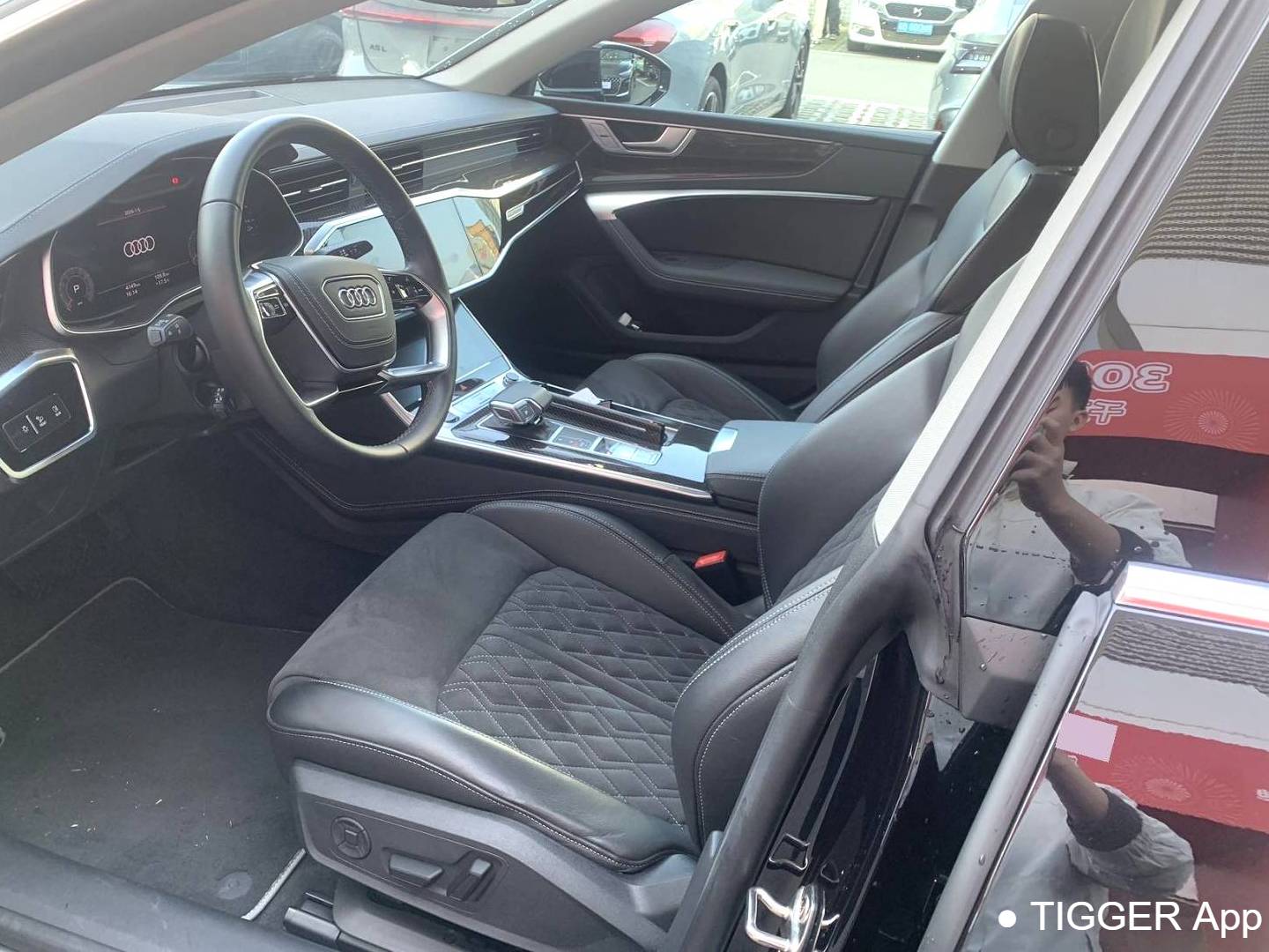 Audi 2024 A7L 2.0TFSI 45TFSI Quattro Luxury Automatic Transmission