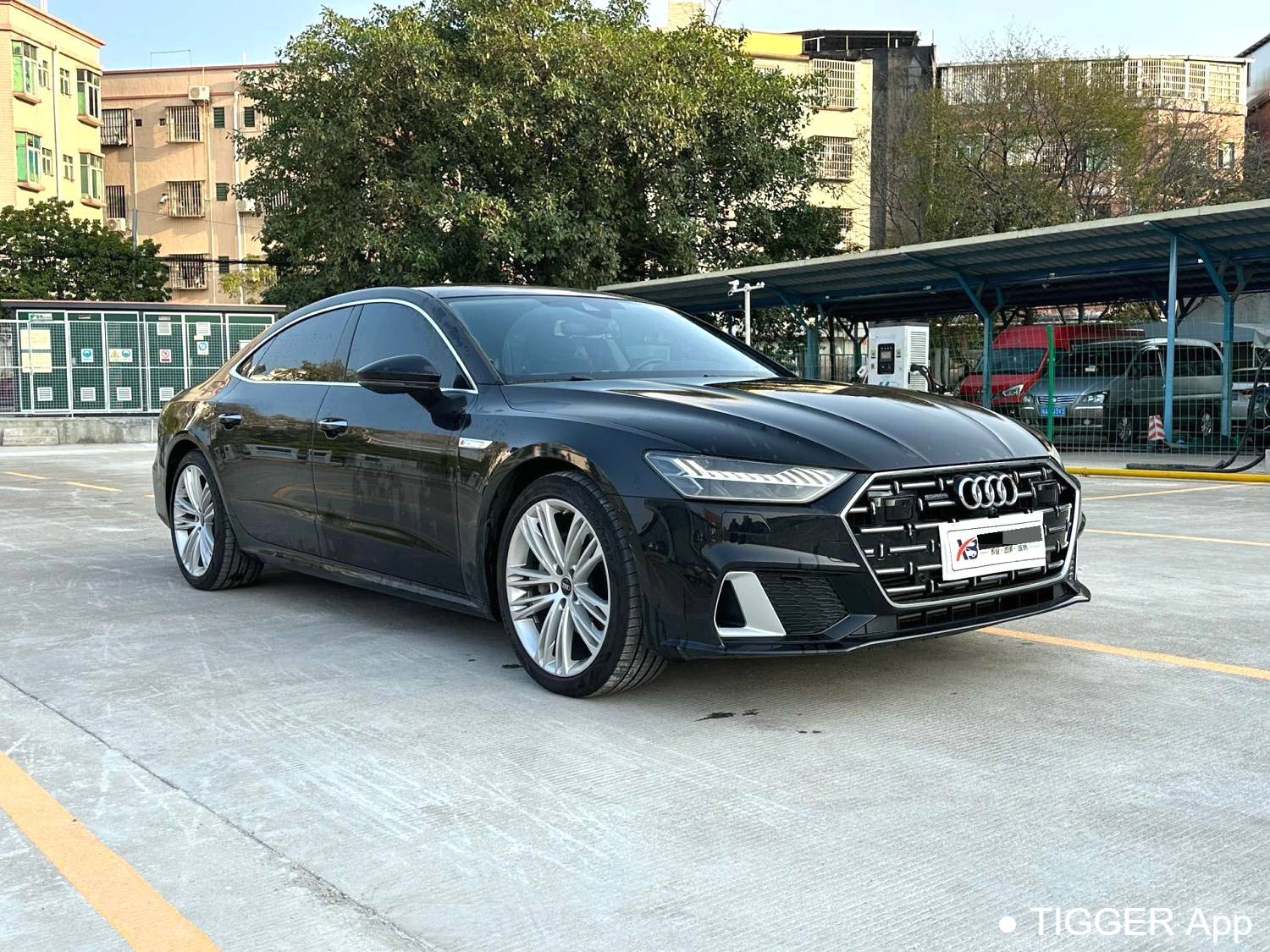 Audi 2024 A7L 2.0TFSI 45TFSI Quattro Luxury Automatic Transmission