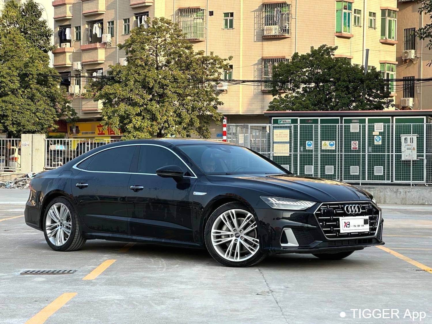 Audi 2024 A7L 2.0TFSI 45TFSI Quattro Luxury Automatic Transmission