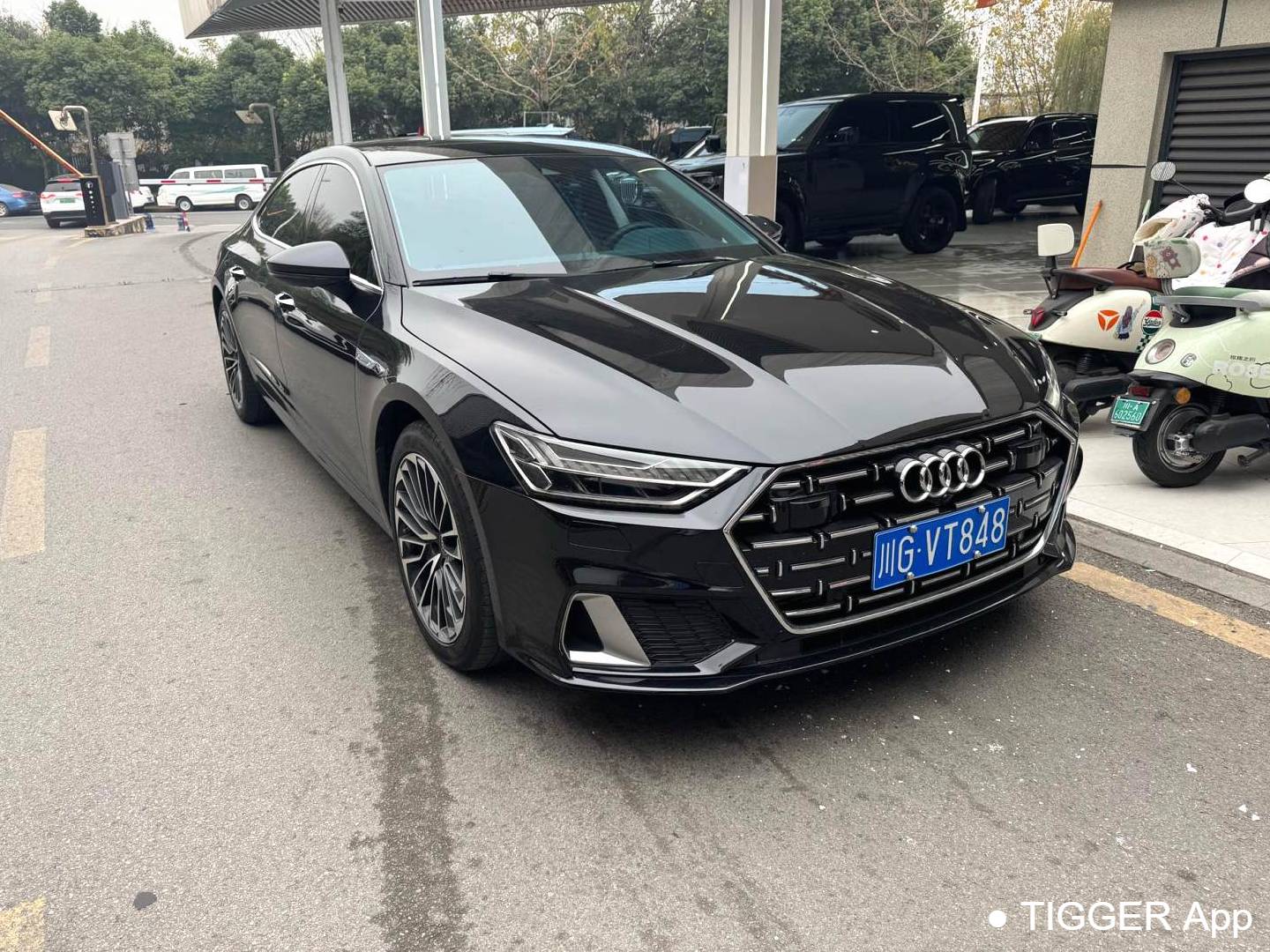 Audi 2024 A7L 2.0TFSI 45TFSI Luxury Automatic Transmission