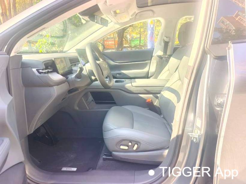 XPENG 2025 G6 625 Long Range Max Flagship Edition Automatic Transmission