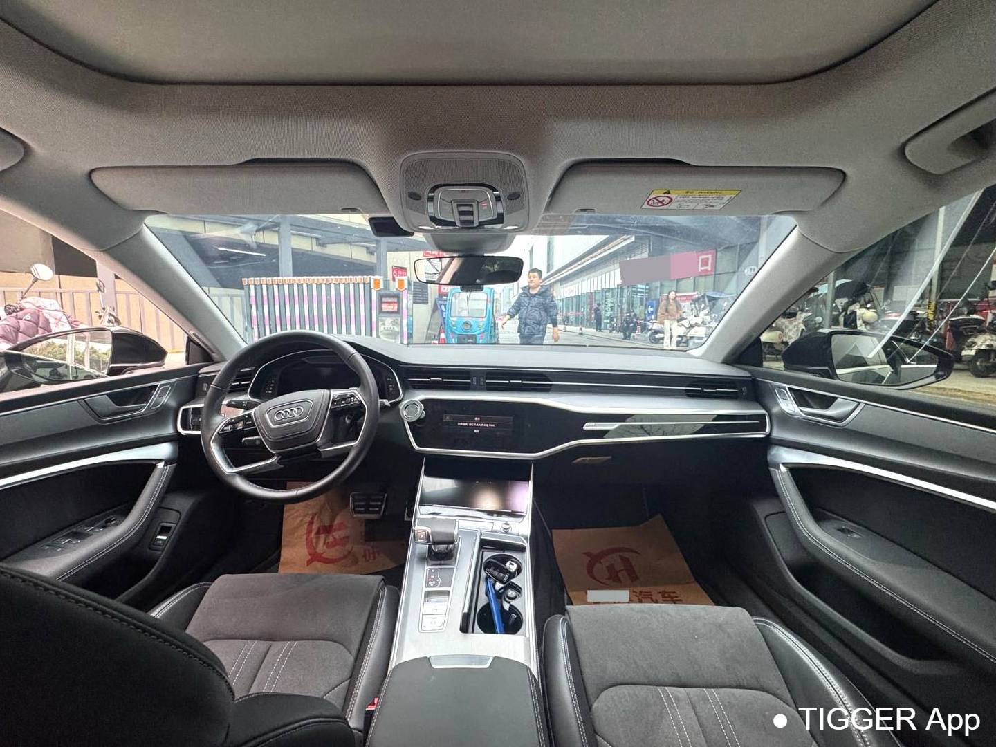 Audi 2024 A7L 2.0TFSI 45TFSI Luxury Automatic Transmission