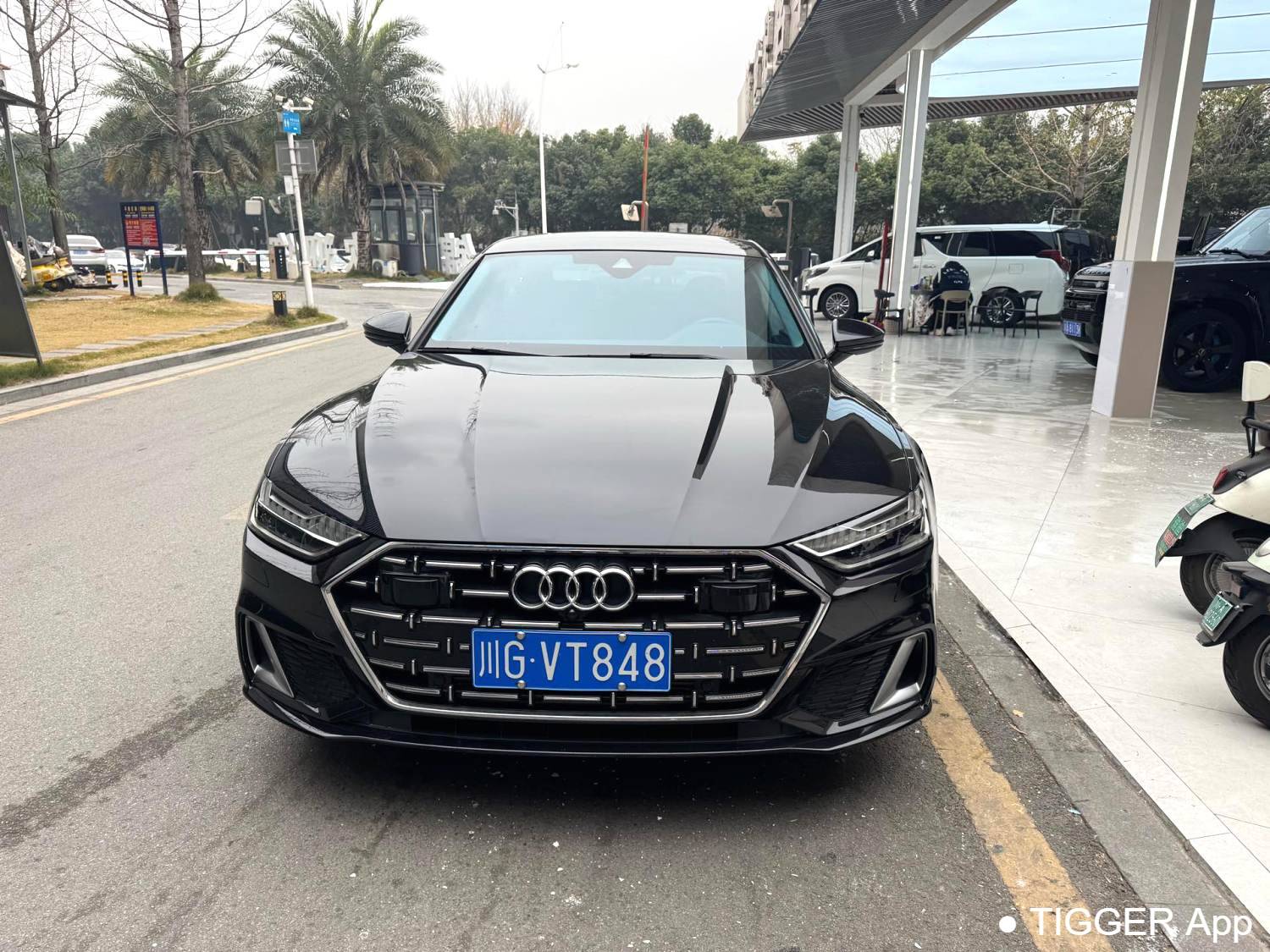 Audi 2024 A7L 2.0TFSI 45TFSI Luxury Automatic Transmission