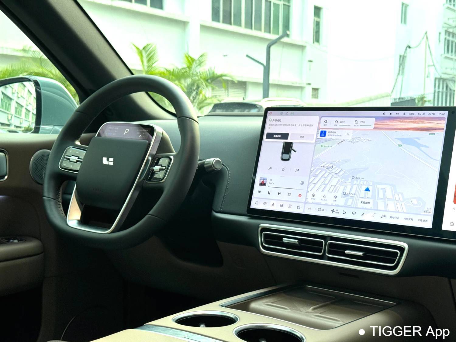 Li Auto 2025 L6 Pro Intelligent Renewal Version Automatic Transmission