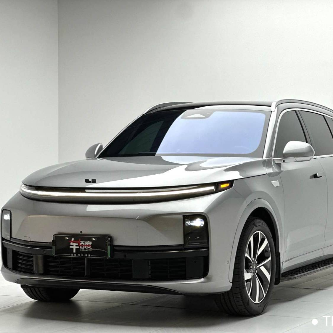 Li Auto 2023 L7 Pro Automatic Transmission Подержанный автомобиль
