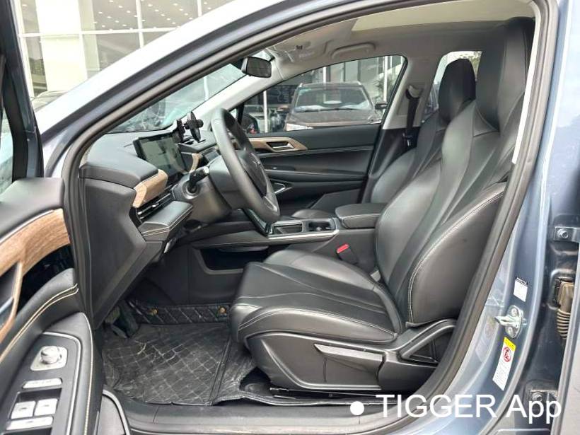 XPENG 2024 P5 Intelligent Edition Automatic Transmission